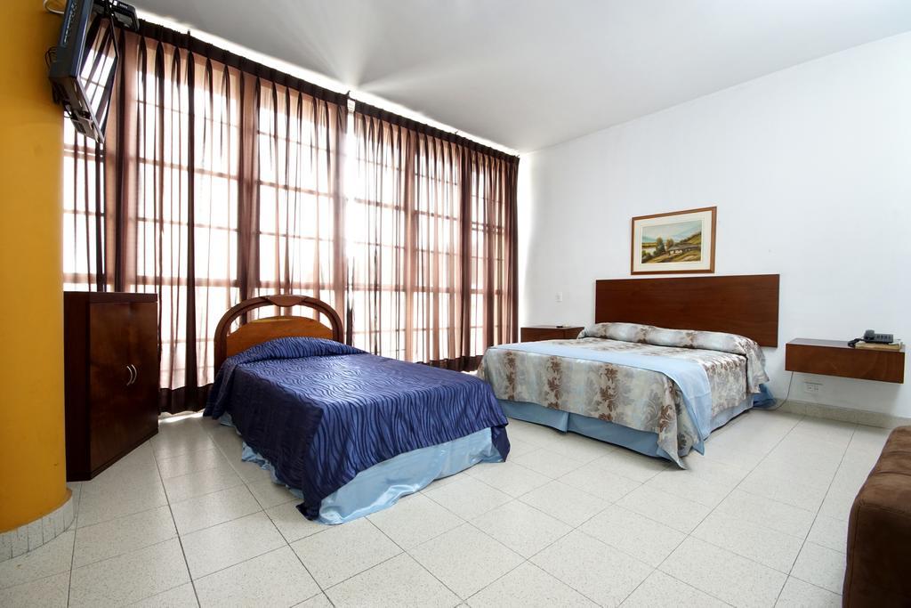 Hotel Royal Plaza Cali Eksteriør bilde