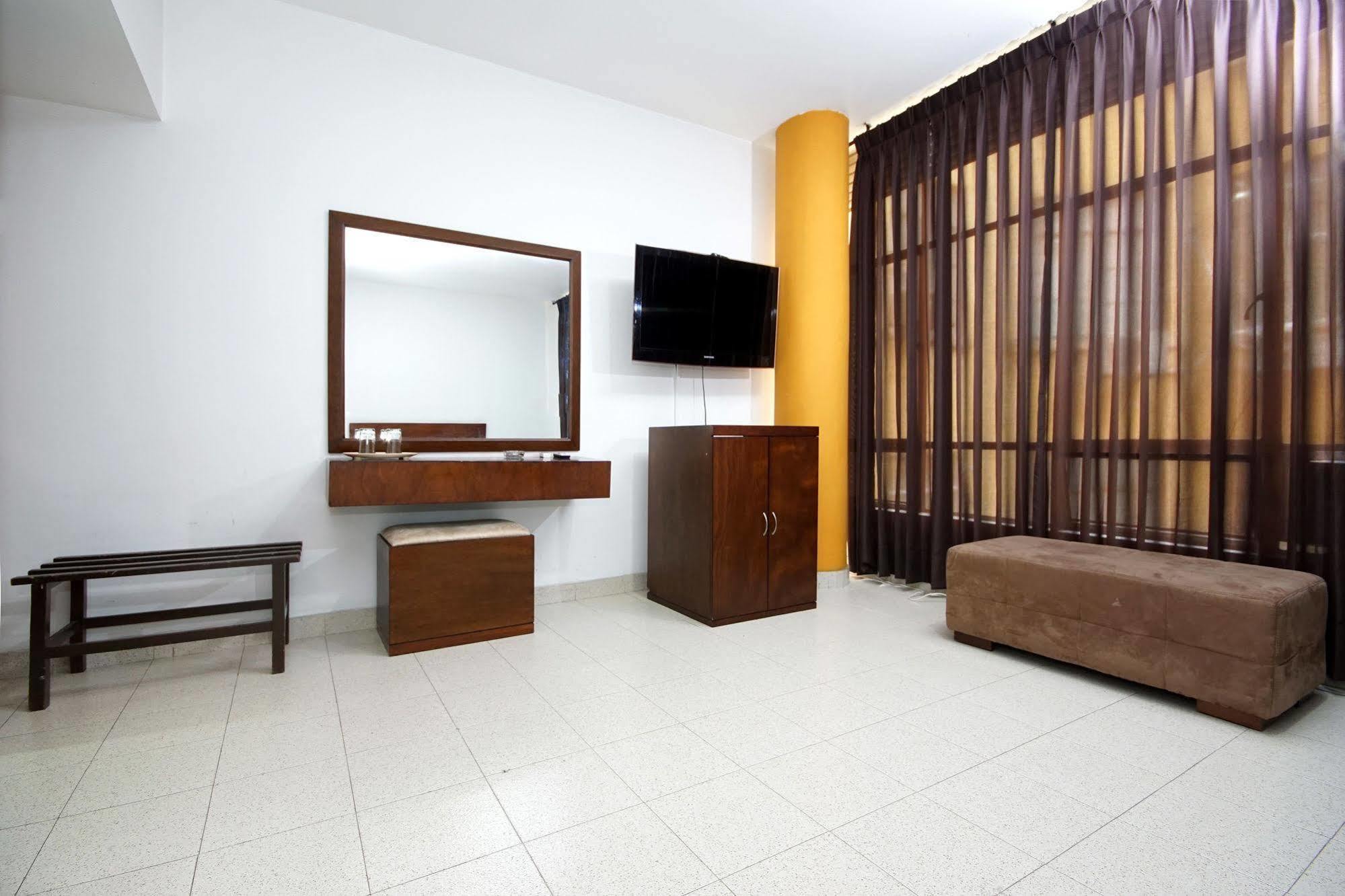 Hotel Royal Plaza Cali Eksteriør bilde